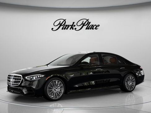 New 2026 Mercedes-Benz S 580 4MATIC Sedan image 2