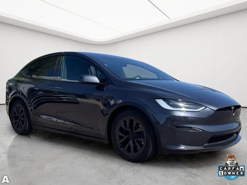 Used 2025 Tesla Model X AWD/4WD image 8