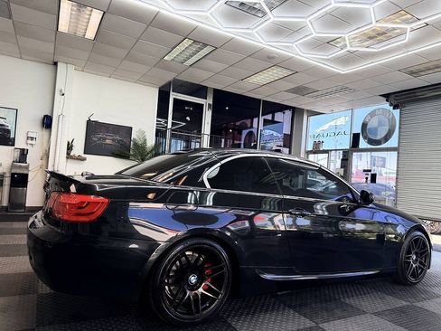 Used 2012 BMW 328i Convertible RWD image 14