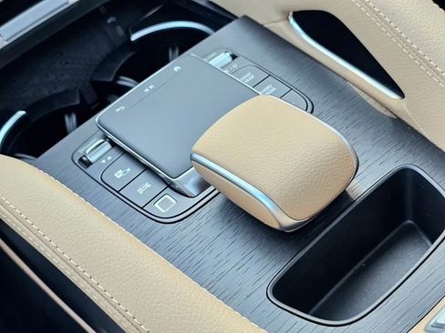 New 2026 Mercedes-Benz GLE 450 4MATIC image 33