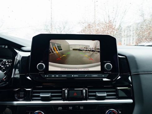 New 2025 Nissan Pathfinder SV w/ Cargo Package image 15