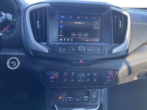 Used 2021 GMC Terrain SLE w/ Driver Convenience Package image 25