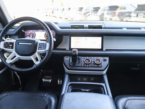 Used 2020 Land Rover Defender 110 HSE AWD/4WD image 18