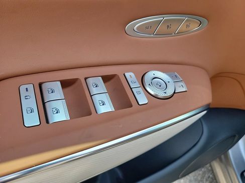 New 2026 Genesis GV70 2.5T Advanced AWD/4WD image 17