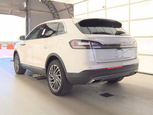 Used 2019 Lincoln Nautilus Reserve AWD/4WD image 2