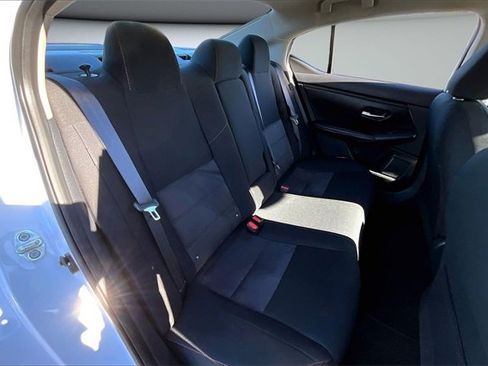 Certified 2025 Nissan Sentra SR image 24