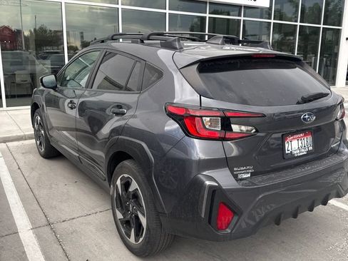Used 2024 Subaru Crosstrek 2.5i Limited w/ Crosstrek Mirror Package AWD/4WD image 5