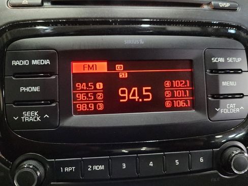 Used 2017 Kia Forte LX FWD image 25