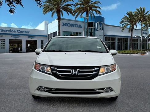 Used 2015 Honda Odyssey Touring image 3