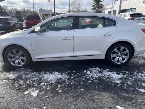 Used 2012 Buick LaCrosse Premium w/ Entertainment Package image 6