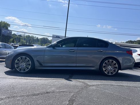 Used 2017 BMW 540i RWD image 2