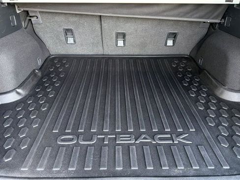 Used 2023 Subaru Outback Premium AWD/4WD image 14