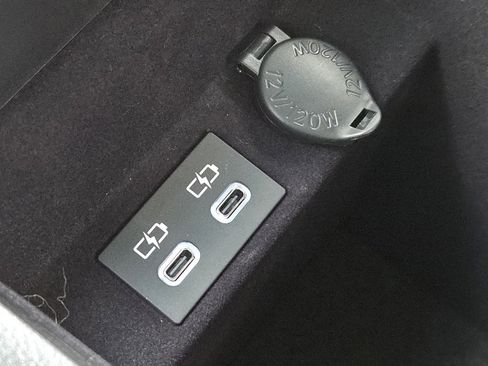 Certified 2025 Lexus ES 300h w/ Premium Package image 16