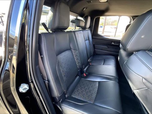 Used 2024 Toyota Tacoma Limited w/ Limited Package (LT) image 18