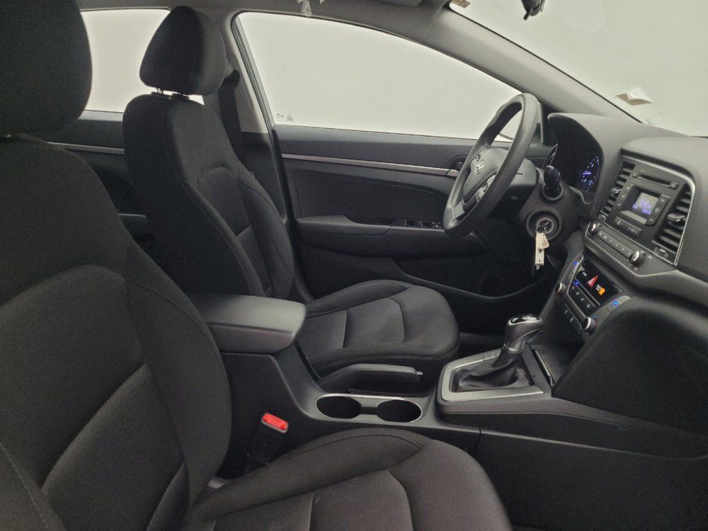 Used 2018 Hyundai Elantra SE FWD image 21