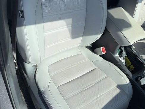 Used 2021 Honda CR-V EX-L image 4