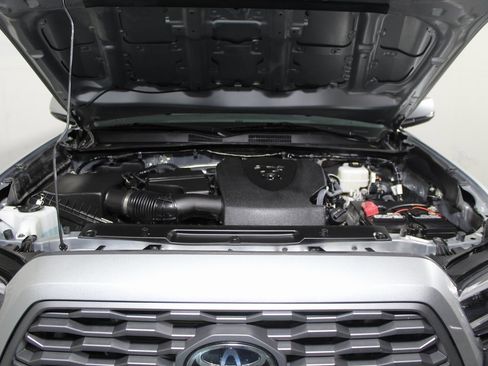 Used 2023 Toyota Tacoma TRD Off-Road image 7