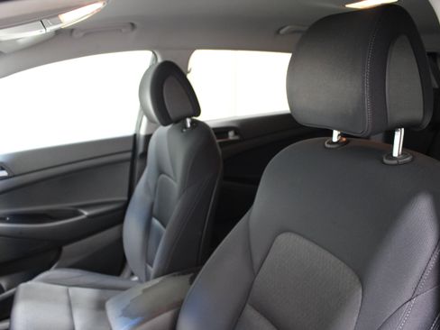 Used 2016 Hyundai Tucson Sport FWD image 4