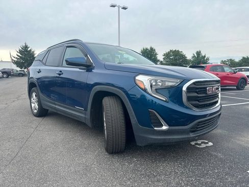 Used 2020 GMC Terrain SLE w/ Driver Convenience Package AWD/4WD image 13