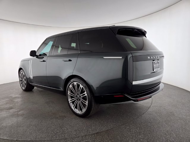 Certified 2025 Land Rover Range Rover Autobiography AWD/4WD image 17