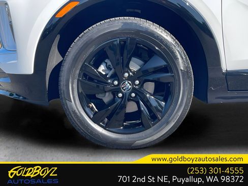 Used 2024 Buick Encore GX Sport Touring image 30