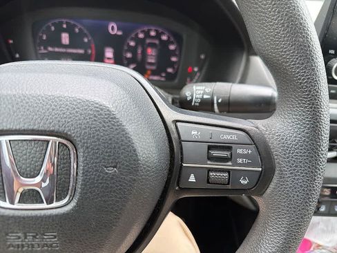 Used 2024 Honda Accord EX image 18