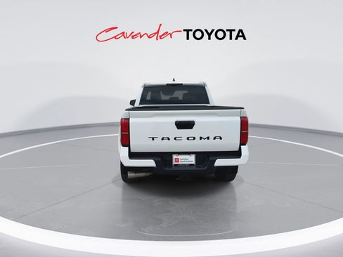Used 2024 Toyota Tacoma TRD Sport image 7
