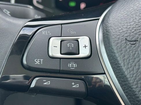 Used 2020 Volkswagen Jetta SEL image 20