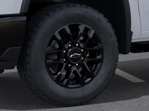 New 2026 Chevrolet Silverado 2500 LTZ w/ LTZ Plus Package AWD/4WD image 10