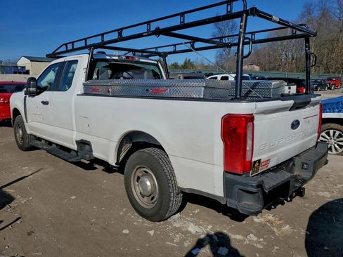 Used 2024 Ford F250 XL image 4