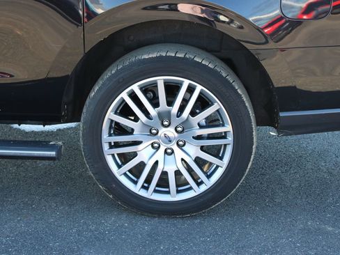 Used 2024 Ford Expedition Max Limited image 18