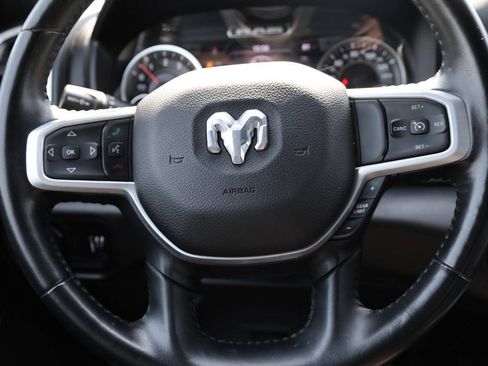 Used 2022 RAM 1500 Big Horn AWD/4WD image 18
