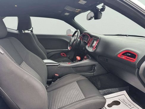 Used 2019 Dodge Challenger SXT RWD image 15