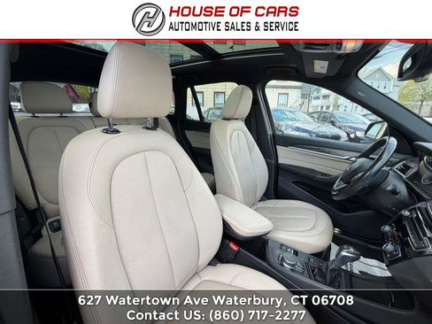 Used 2017 BMW X1 xDrive28i AWD/4WD image 33