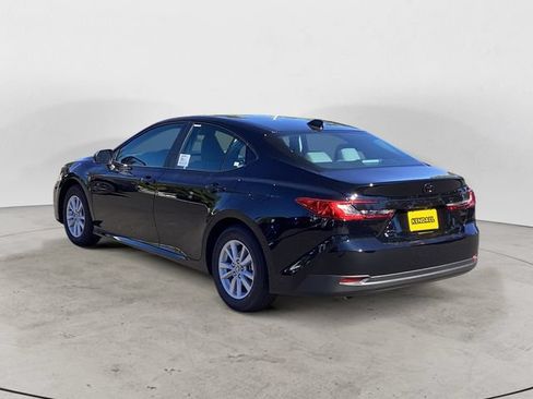 Used 2025 Toyota Camry LE w/ Convenience Package AWD/4WD image 3