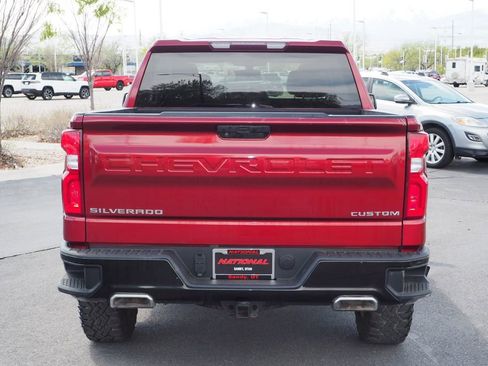 Used 2019 Chevrolet Silverado 1500 Custom Trail Boss w/ Custom Convenience Package AWD/4WD image 6