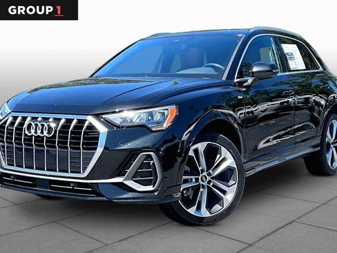 Used 2021 Audi Q3 2.0T Premium w/ Convenience Package AWD/4WD image 1