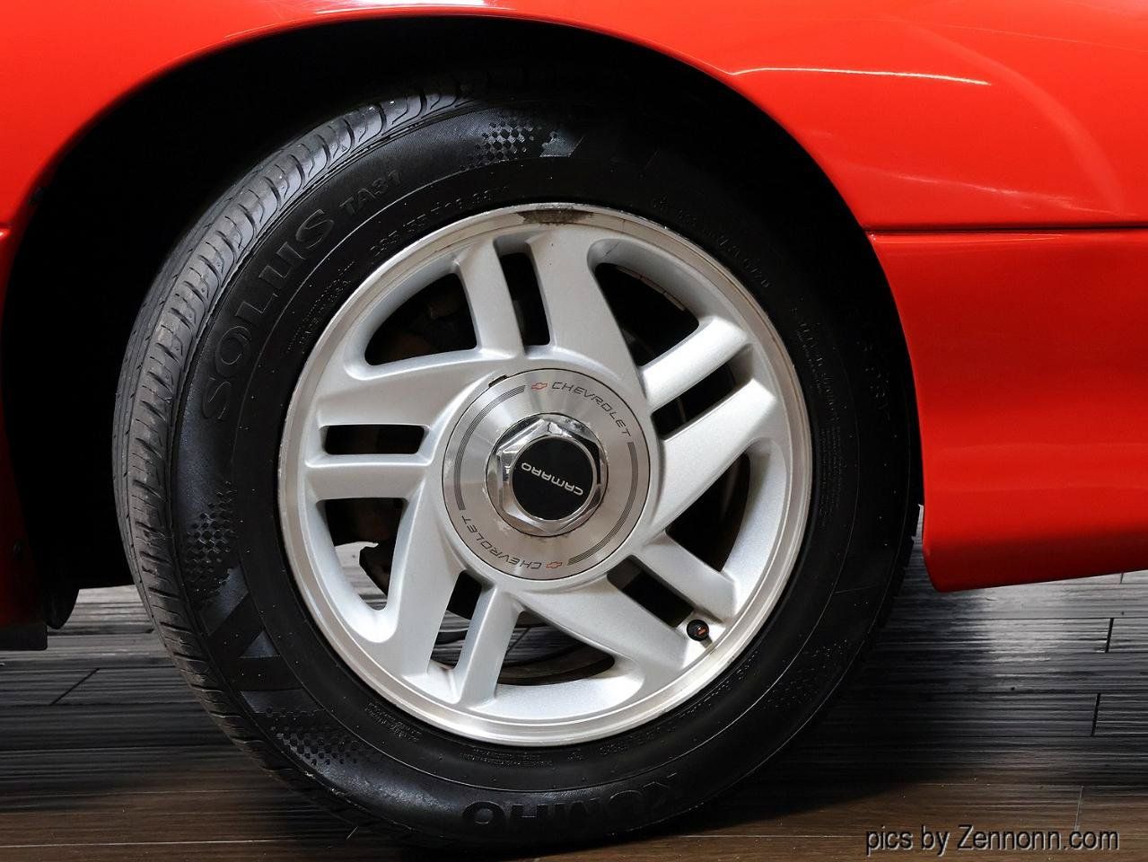 Used 1994 Chevrolet Camaro Z28 RWD image 4