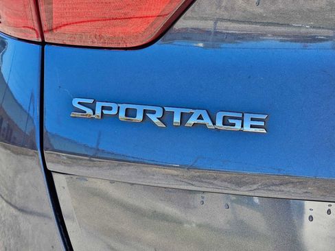 Used 2017 Kia Sportage EX w/ EX Premium Package image 11