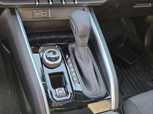 New 2026 Chevrolet Colorado Trail Boss AWD/4WD image 14