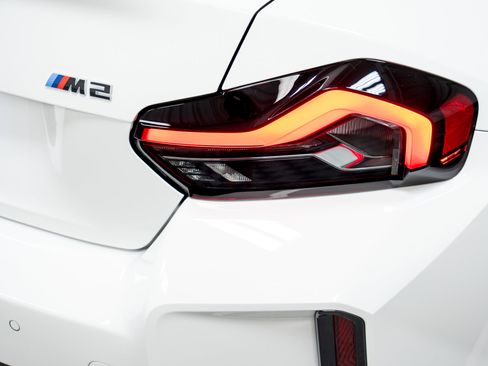 Used 2025 BMW M2 image 32