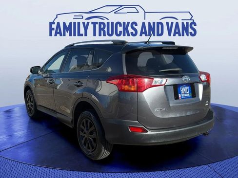 Used 2013 Toyota RAV4 LE image 3