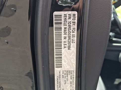 Used 2024 Dodge Durango GT AWD/4WD image 27