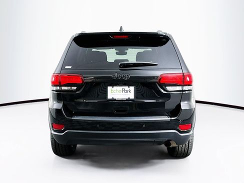 Used 2021 Jeep Grand Cherokee Freedom Edition RWD image 7