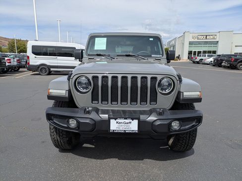 Used 2023 Jeep Wrangler Unlimited Sahara image 9
