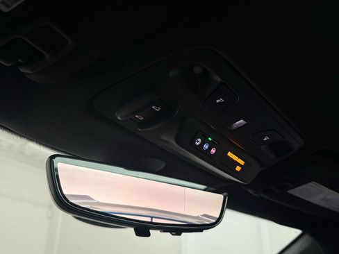 Used 2022 Chevrolet Camaro ZL1 image 21