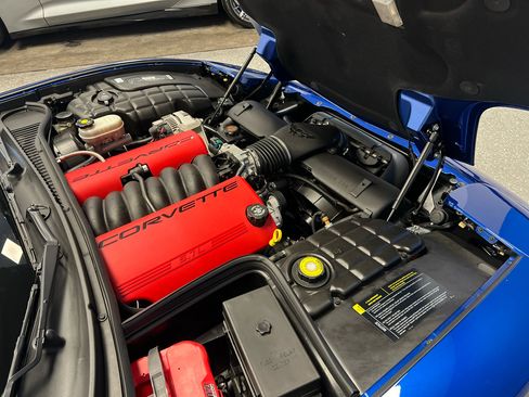 Used 2002 Chevrolet Corvette Z06 w/ Memory Pkg image 33