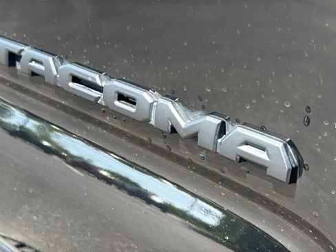 Used 2023 Toyota Tacoma TRD Sport image 22