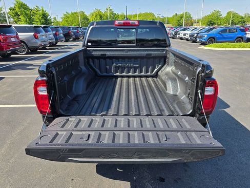 New 2026 GMC Canyon AT4 w/ AT4 Premium Package AWD/4WD image 22