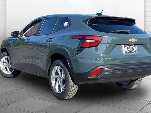 New 2026 Chevrolet Trax LS FWD image 3